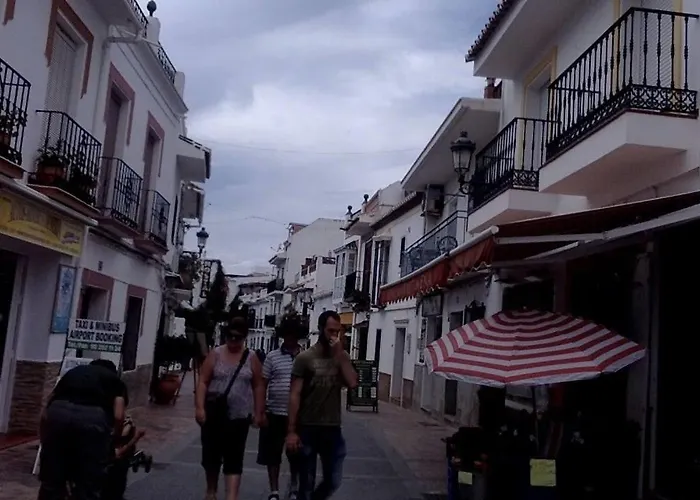 Casa Mena Lejlighed Nerja